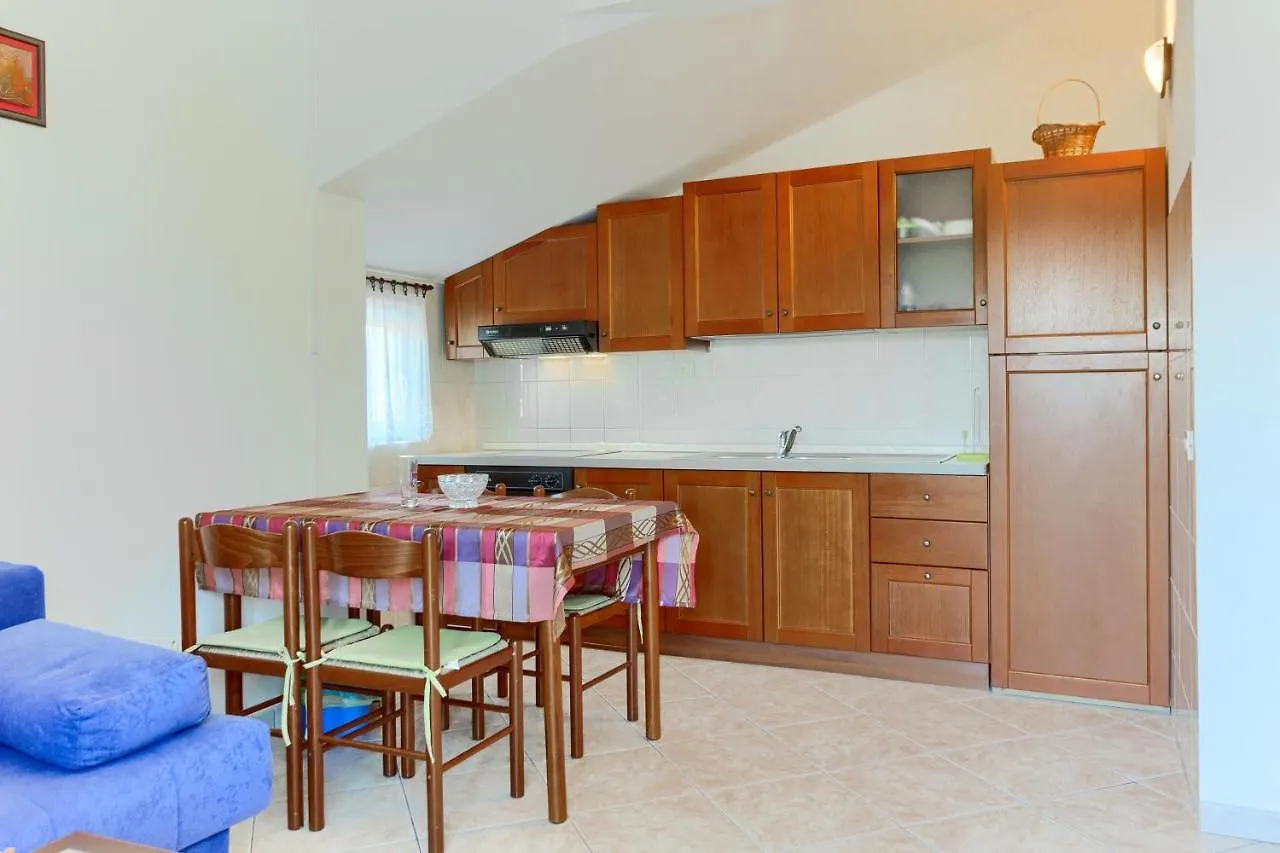 Villa Vittorio Seget Vranjica Apartment