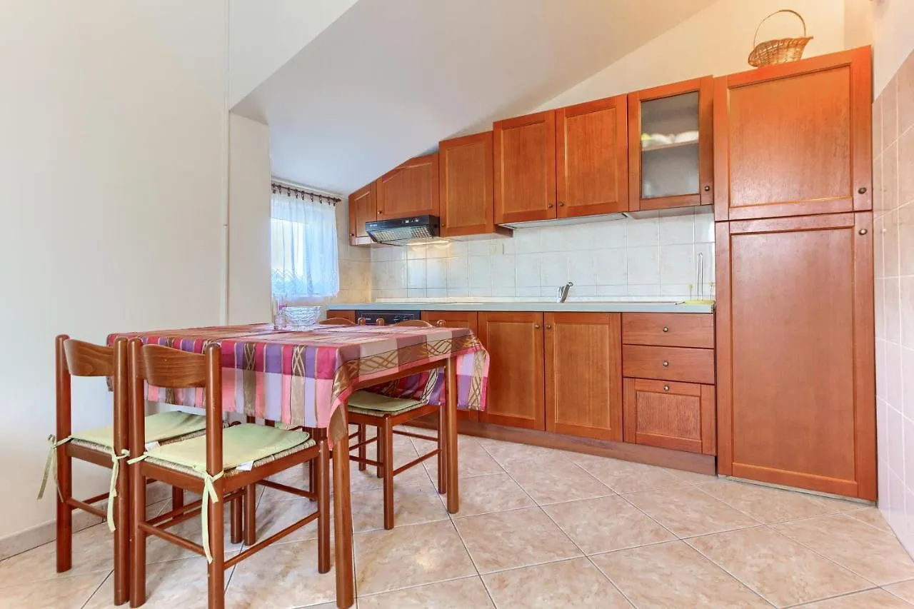 Apartment Villa Vittorio Seget Vranjica Croatia