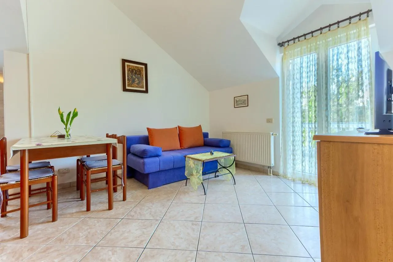 Villa Vittorio Seget Vranjica Apartment